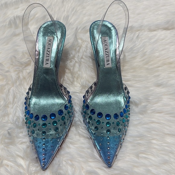 New Aquazzura starburst sling pumps
Size 36US - Picture 3 of 12